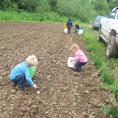 Strategies for balancing parenting and farm work